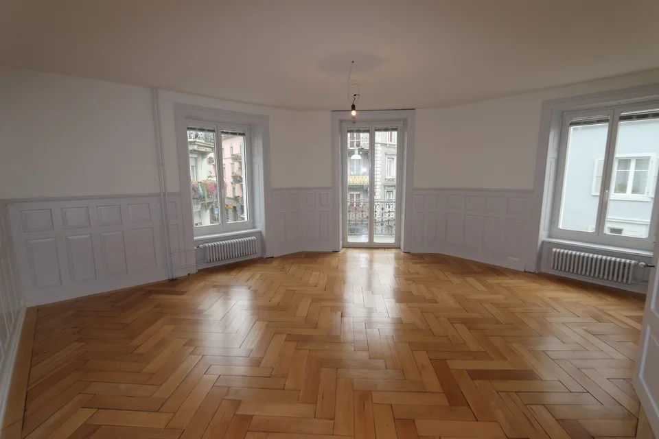 Wunderschöne Altbauwohnung im trendigen Kreis 4 – photo 2 of 9