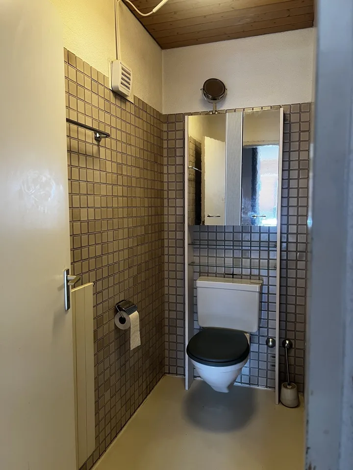 Zentrale 1,5-Zimmerwohnung mit Dachterrasse in Zürich-Wiedikon – Foto 11 von 13
