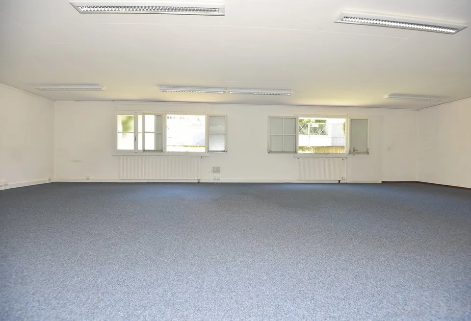 Votre matériel mérite de l'espace ! Dépôt de 86 m2 – foto 5 di 9