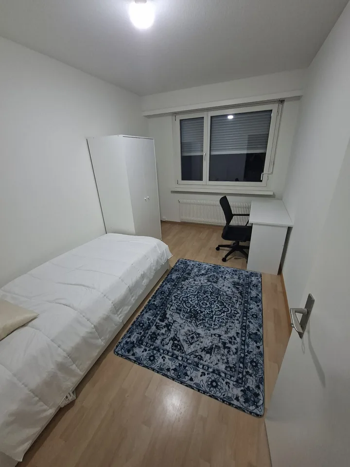Pilatusstrasse 7, 6330 Cham - CHF 1’200 inkl. NK pro Monat – Foto 1 von 6