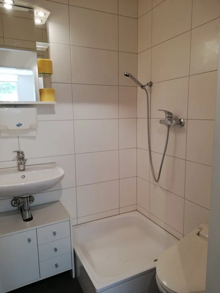 Craft room with comfort - underfloor heating and toilet facilities – photo 5 of 5