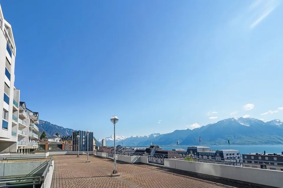 Superbo alloggio con vista sul lago – foto 7 di 12