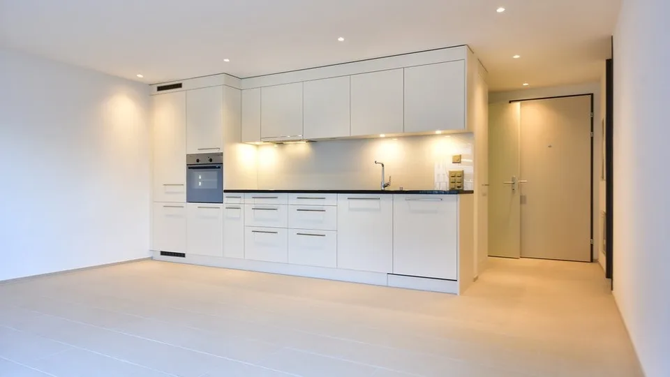 Delightful 2.5-room apartment – photo 3 of 6