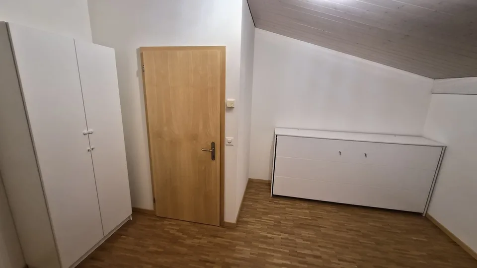 Gemütliches Zimmer für Wochenaufenthalter/in gesucht! 🌿 – photo 4 of 5