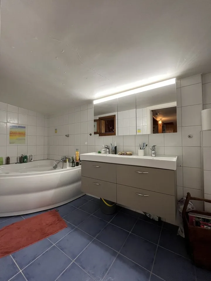 FRIBOURG (quartier de la Neuveville) - 3.5 pièces au 2ème étage – photo 10 sur 12
