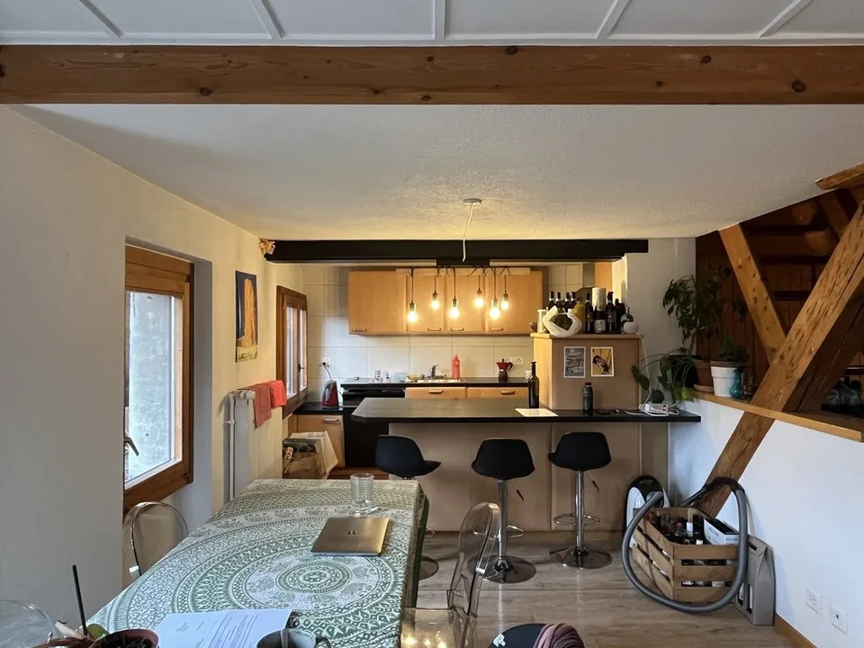 FRIBOURG (quartier de la Neuveville) - 3.5 pièces au 2ème étage – photo 3 sur 12