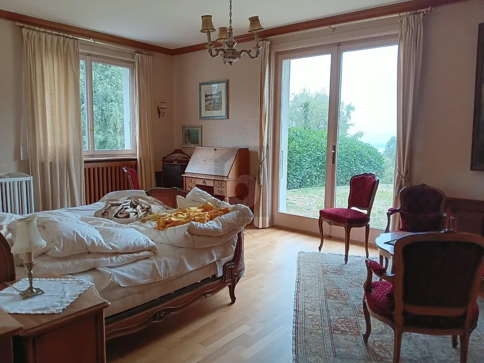 7.5 Zimmer Erdgeschosswohnung in Neuchâtel – photo 4 sur 4
