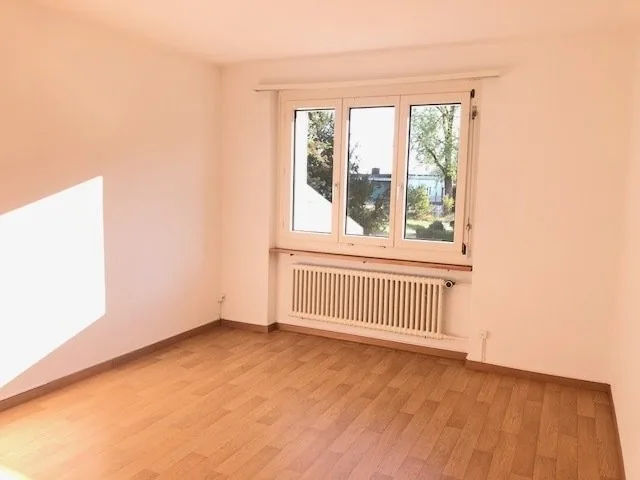 Wohnung an perfekte Lage in Zürich Seebach - befristet bis 31.03.2028 – foto 5 di 6