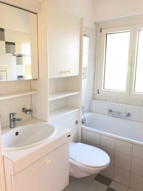 Wohnung an perfekte Lage in Zürich Seebach - befristet bis 31.03.2028 – foto 3 di 6