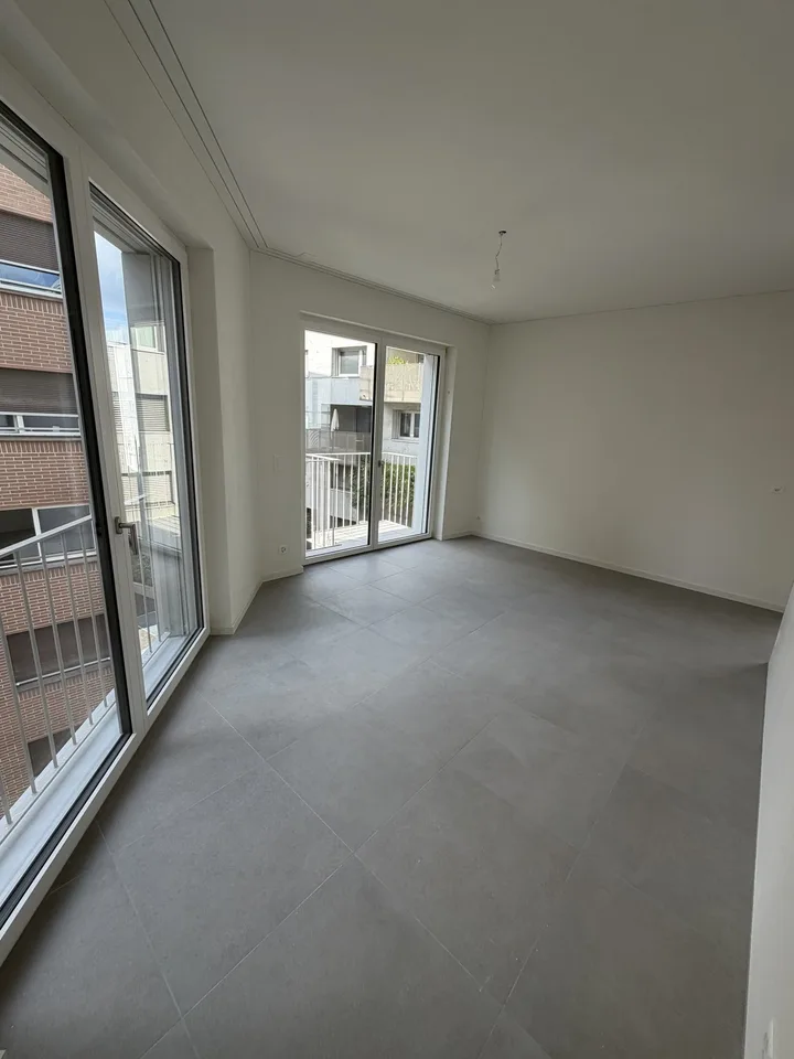 Modern new building 3-room apartment with large terrace - first occupancy - Langstrasse / Europaallee, Zurich – photo 5 of 10