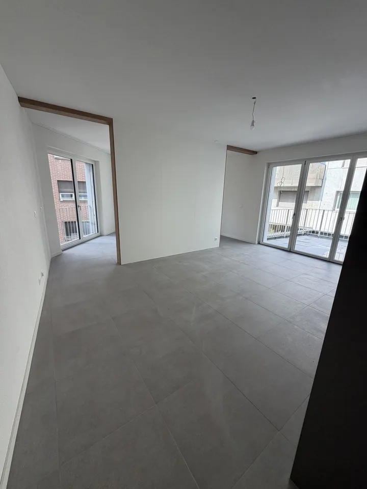 Modern new building 3-room apartment with large terrace - first occupancy - Langstrasse / Europaallee, Zurich – photo 6 of 10