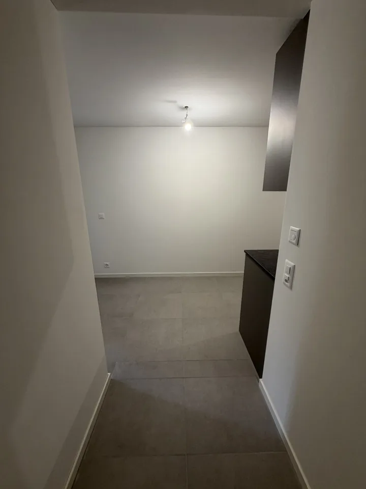 Four newly renovated apartments - Langstrasse / Europaallee, near Zurich main station – photo 4 of 8