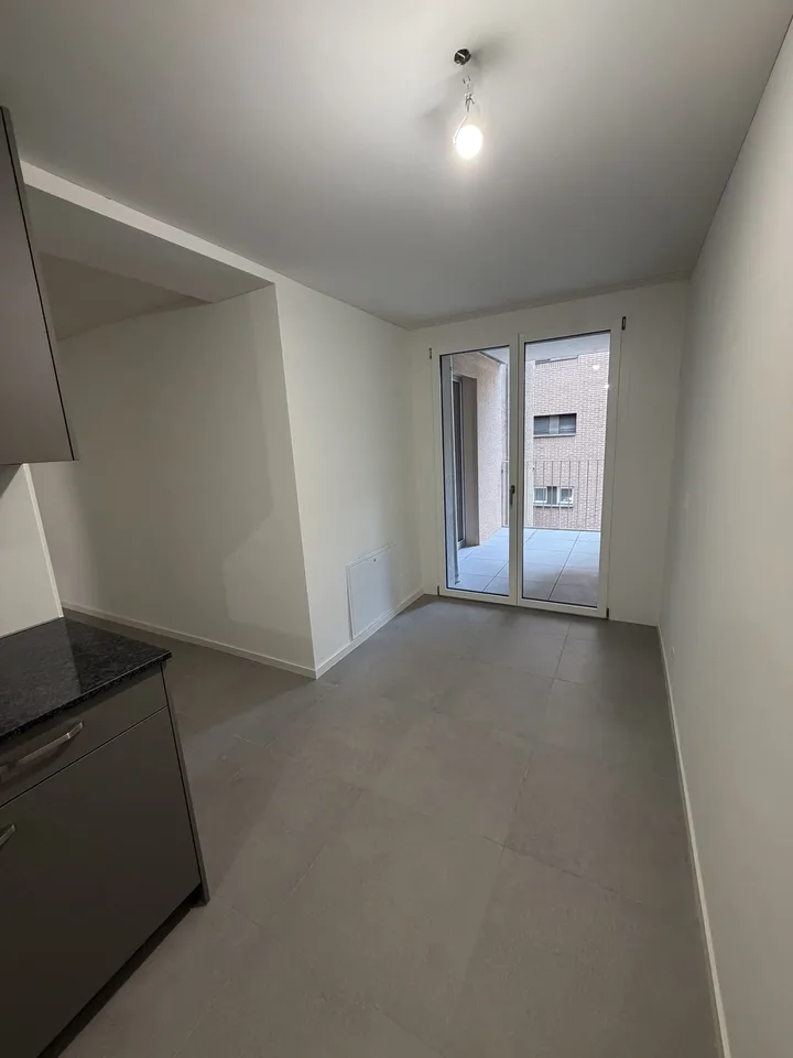 Four newly renovated apartments - Langstrasse / Europaallee, near Zurich main station – photo 2 of 8