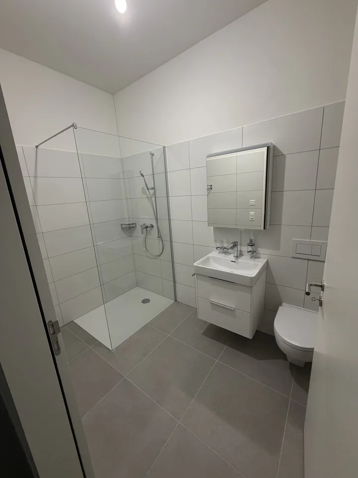 Three modern new 2-room apartments - first occupancy - Langstrasse / Europaallee, near Zurich main station – photo 9 of 9