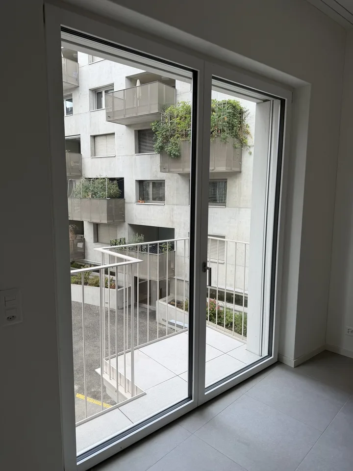 Three modern new 2-room apartments - first occupancy - Langstrasse / Europaallee, near Zurich main station – photo 3 of 9