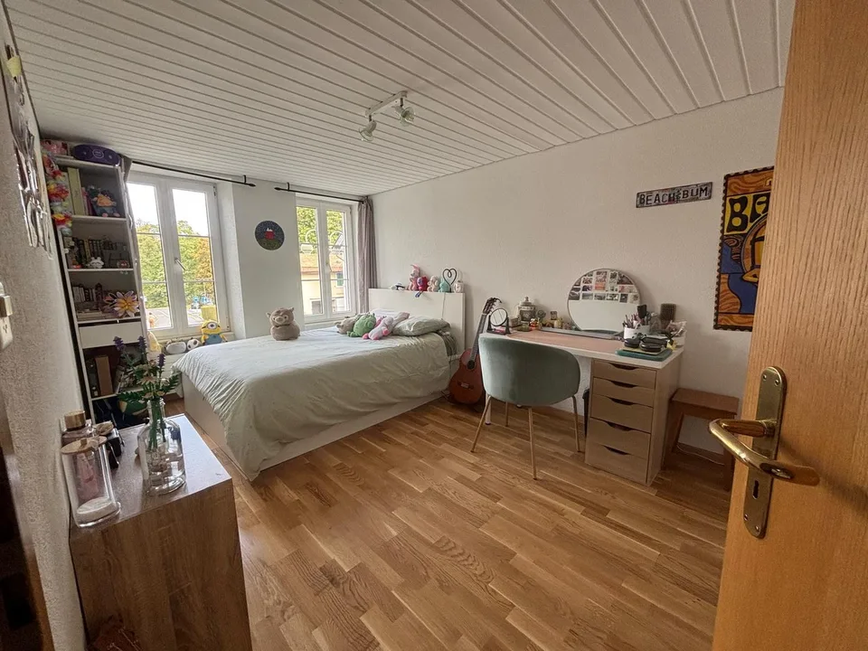Appartement 3,5 pièces lumineux de 100 m² à Epalinges – Foto 4 von 10