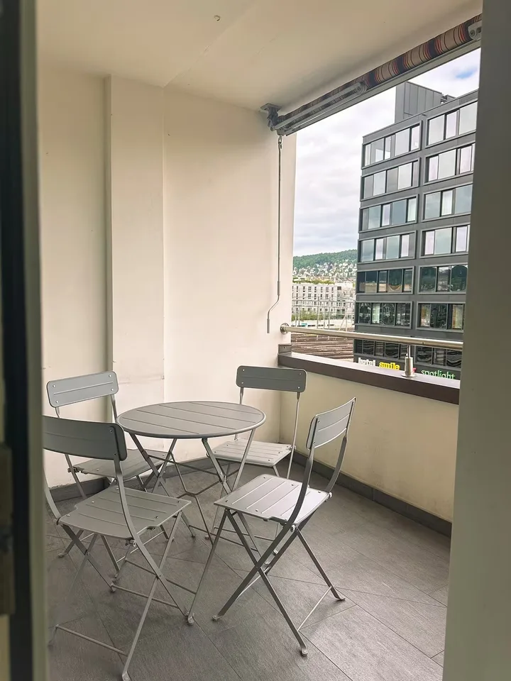 Four renovated 3-room apartments - Langstrasse / Europaallee, near Zurich main station – photo 8 of 8