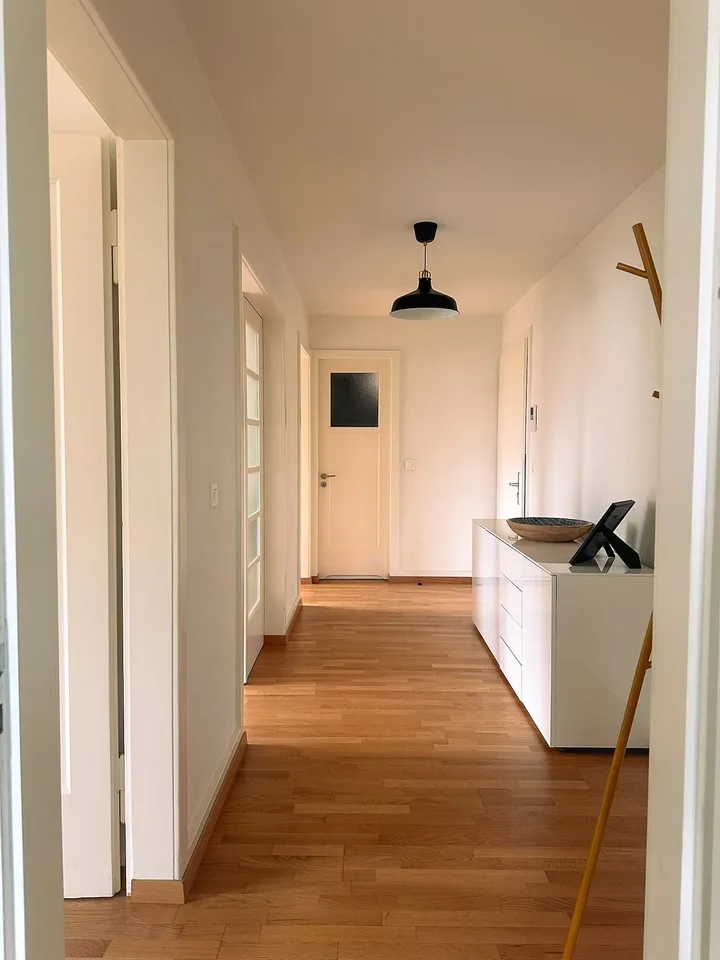 Four renovated 3-room apartments - Langstrasse / Europaallee, near Zurich main station – photo 2 of 8