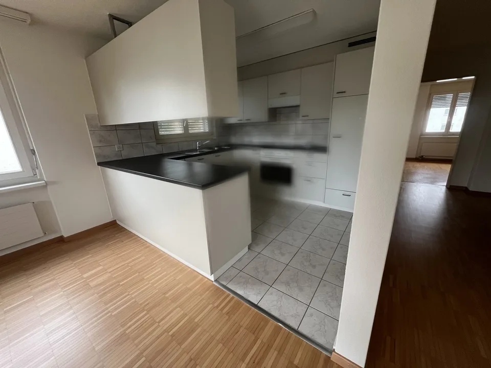 3.5 Wohnung in Bassersdorf – Foto 3 von 9
