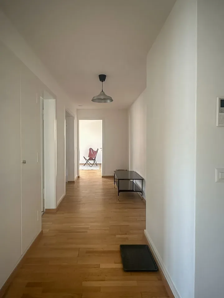 Drei sanierte 3-Zimmerwohnungen - Langstrasse / Europaallee, nahe Hauptbahnhof Zuerich – Foto 2 von 8