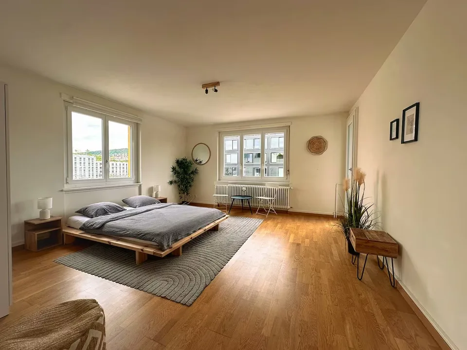 Three renovated 2.5-room apartments - Langstrasse / Europaallee, near Zurich main station – photo 4 of 6