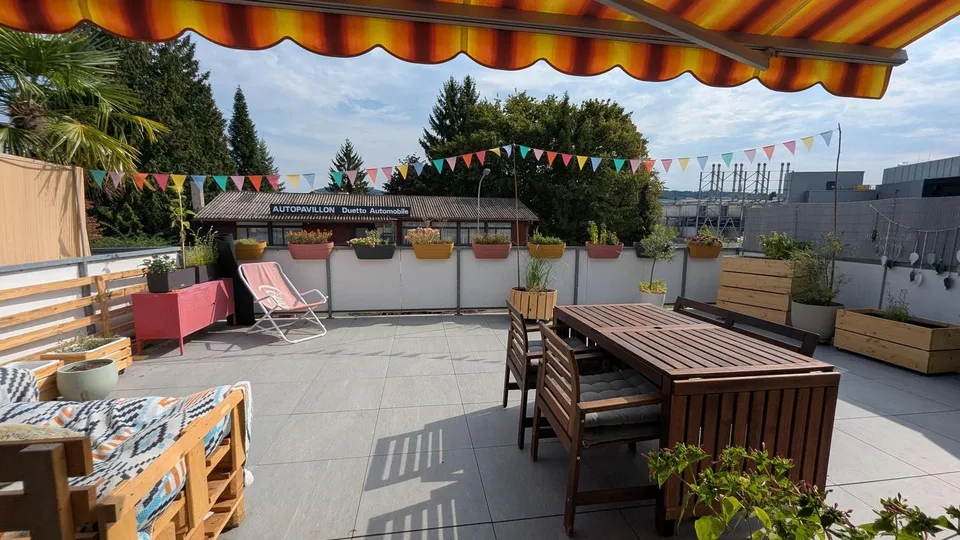 Befristete Untervermietung 3.5-Zi Wohnung mit grosser Terrasse – Foto 2 von 8