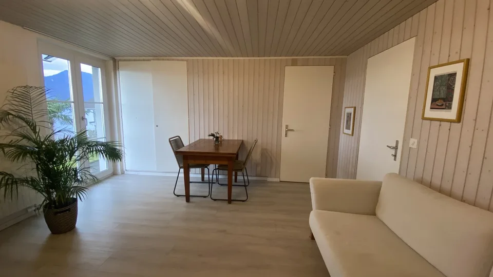 Lakefront apartment in Kehrsiten – photo 6 sur 17