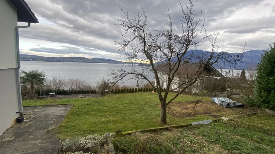 Lakefront apartment in Kehrsiten – photo 8 sur 17