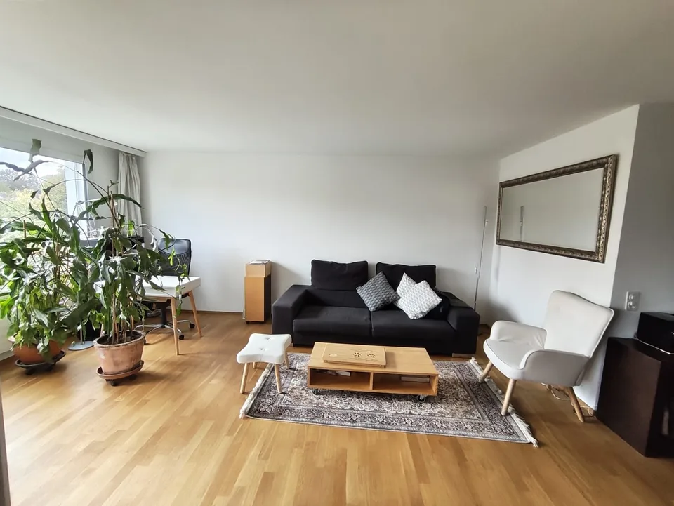 Beautiful cozy home with view – Foto 1 von 10