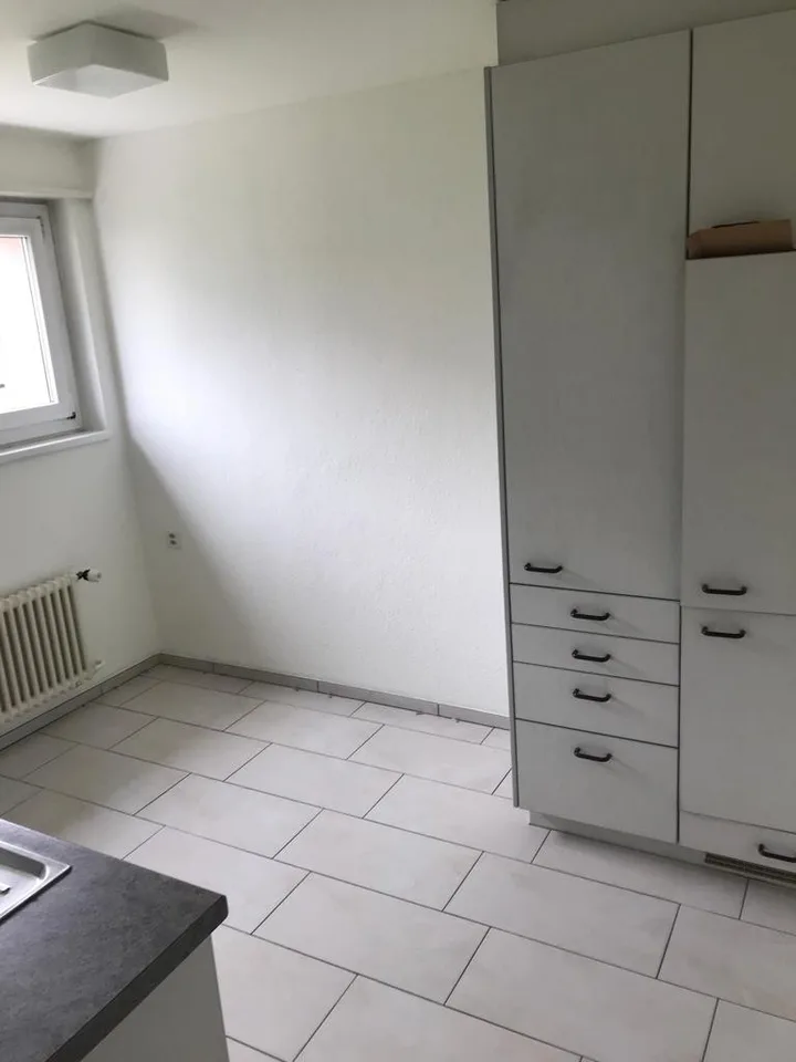 4 bedroom apartment with lawn area – photo 2 of 11