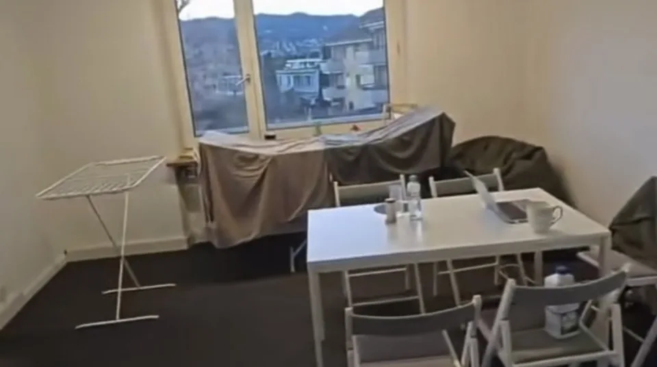 Room in Quiet Küsnacht (Near Lake Zurich) – Direct Contract with Intermezzo, 30m to ETH/UZH – Foto 2 von 3