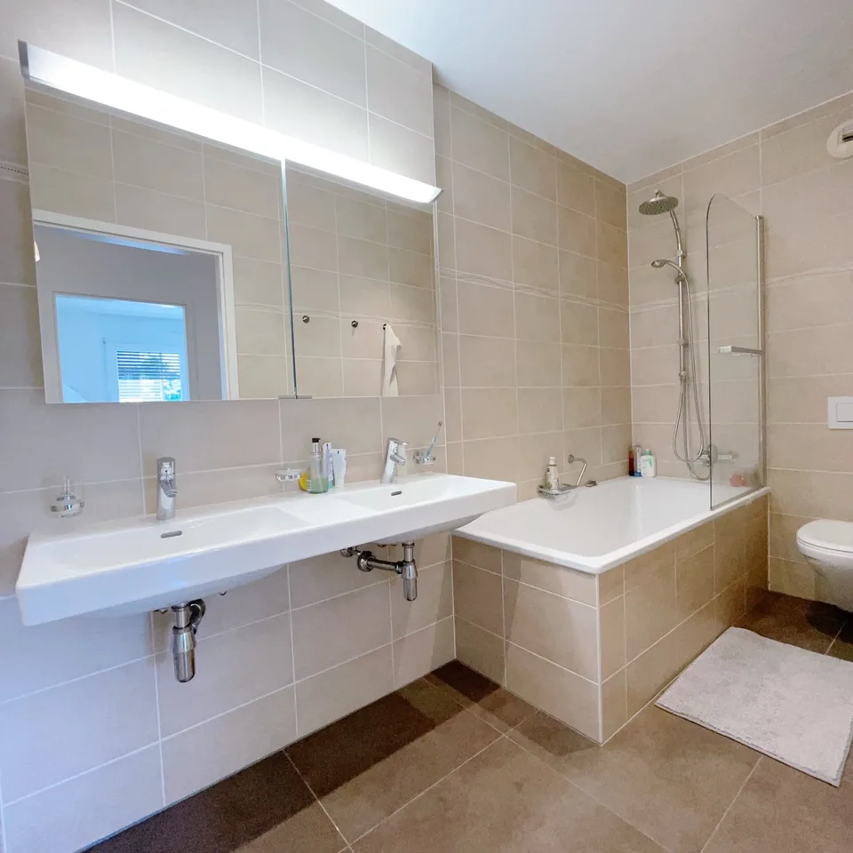 Beautiful 2-bedroom apartment – photo 3 of 7