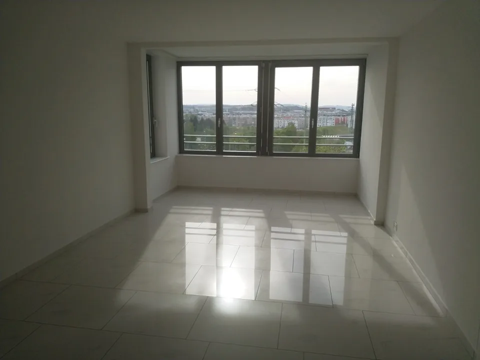 Moderne 2.5-Zimmer-Wohnung – Foto 4 von 9