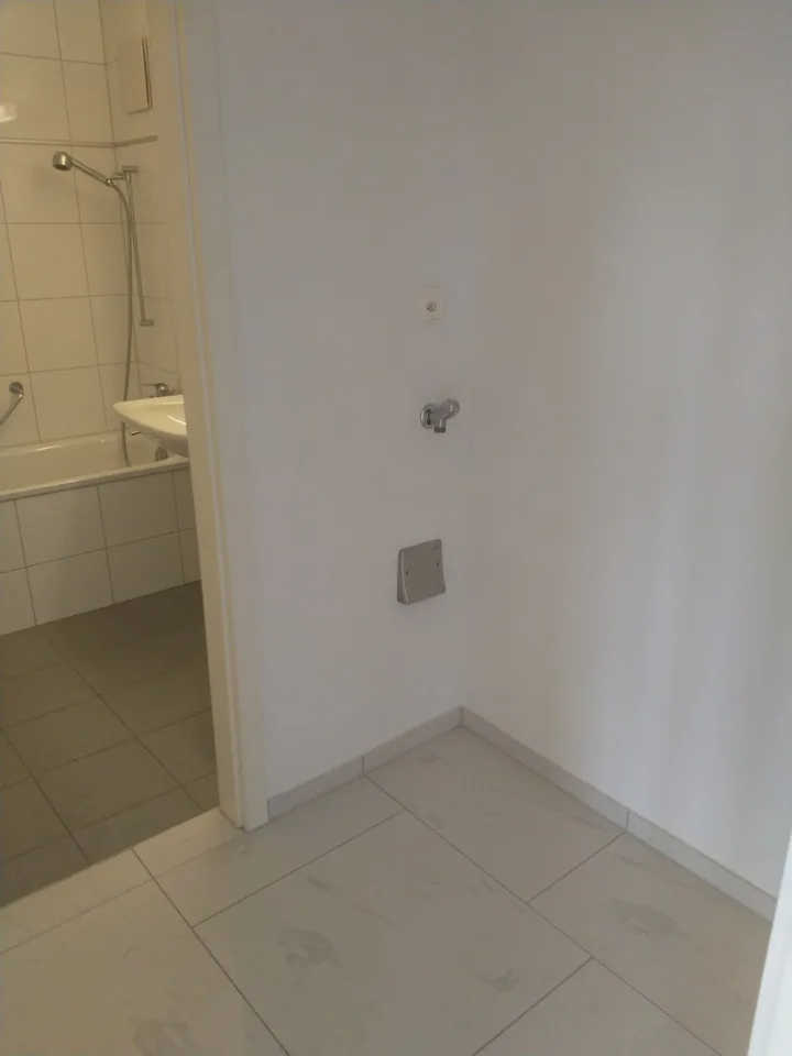 Moderne 2.5-Zimmer-Wohnung – Foto 8 von 9