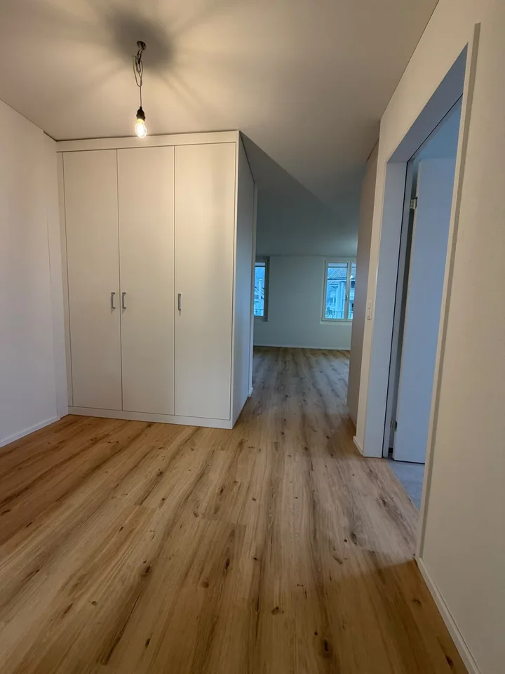 Exklusive 2.5-Zimmer-Wohnung in Stansstad – Erstbezug mit Seesicht – photo 9 sur 15