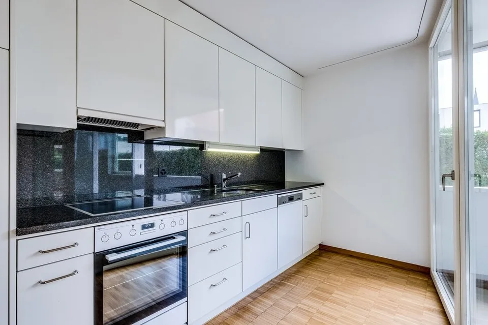 Moderne Wohnung nähe Gemeindezentrum in Reinach – Foto 3 von 10
