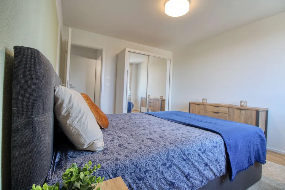 Spacious Coliving Apartment in Crissier with private Bathroom – photo 9 sur 19