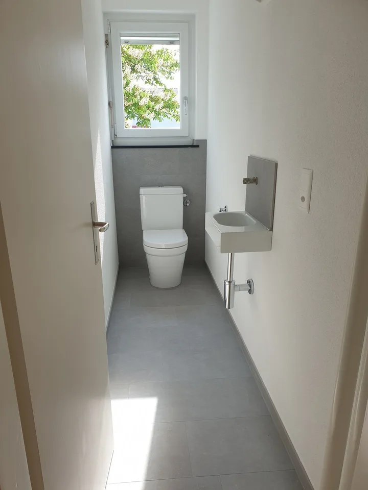 grosse sonnige 3.5 - Z-Wohnung mit Panoramasicht in die Berge – Foto 14 von 18