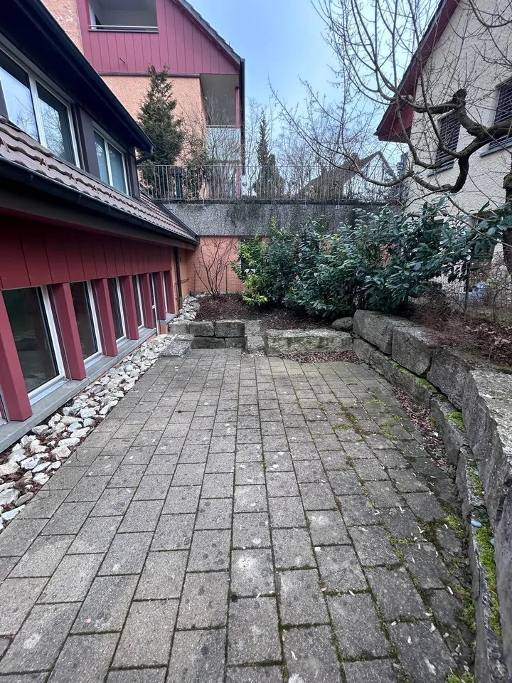 Auf 2 Stockwerken mit Sitzplatz – photo 16 sur 16