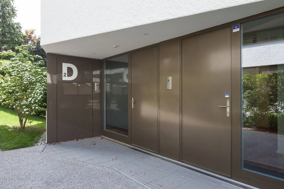 Edle Dachwohnung - Terrasse mit Weitblick - Eigentumsstandard – Foto 10 von 11