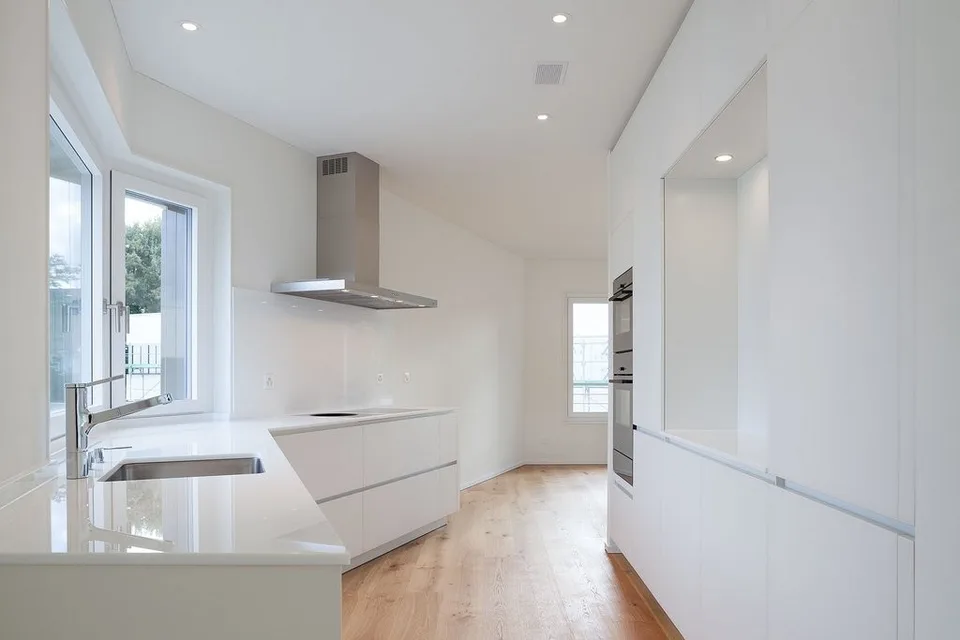 Edle Dachwohnung - Terrasse mit Weitblick - Eigentumsstandard – Foto 5 von 11