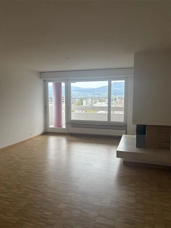 Helle 3-Zimmerwohnung mit Weitblick über Reinach – Foto 3 von 8