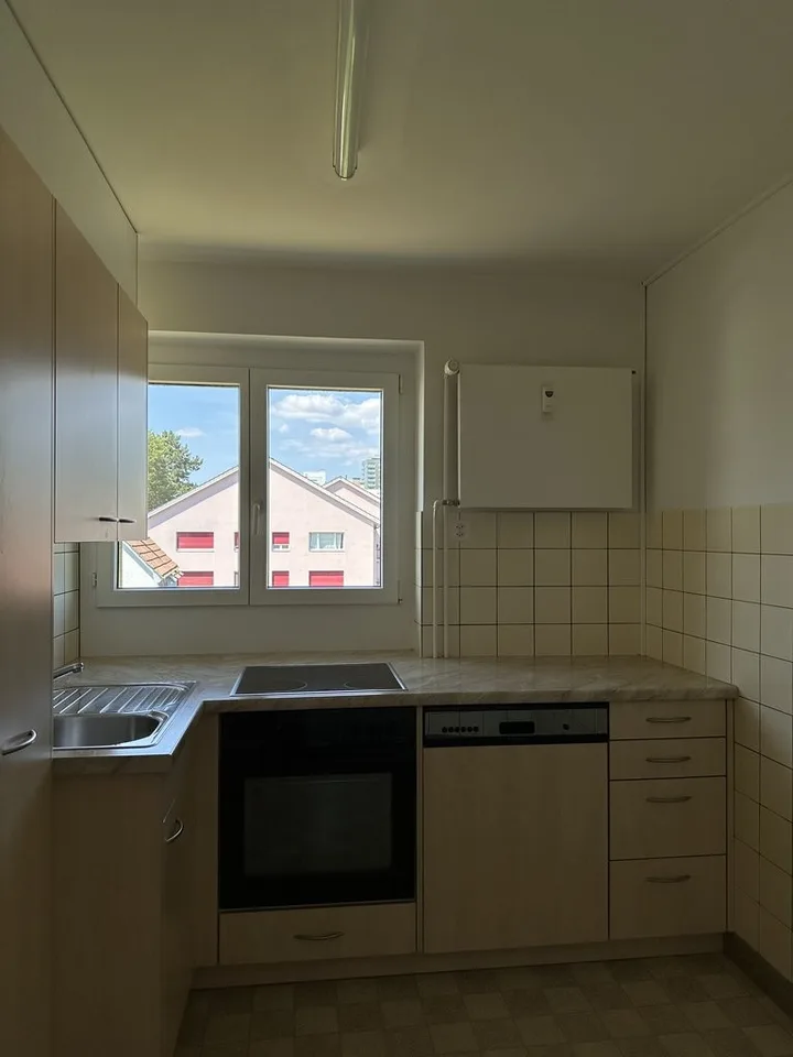 Schöne 3-Zimmerwohnung mit Balkon an ruhiger Lage – Foto 4 von 6