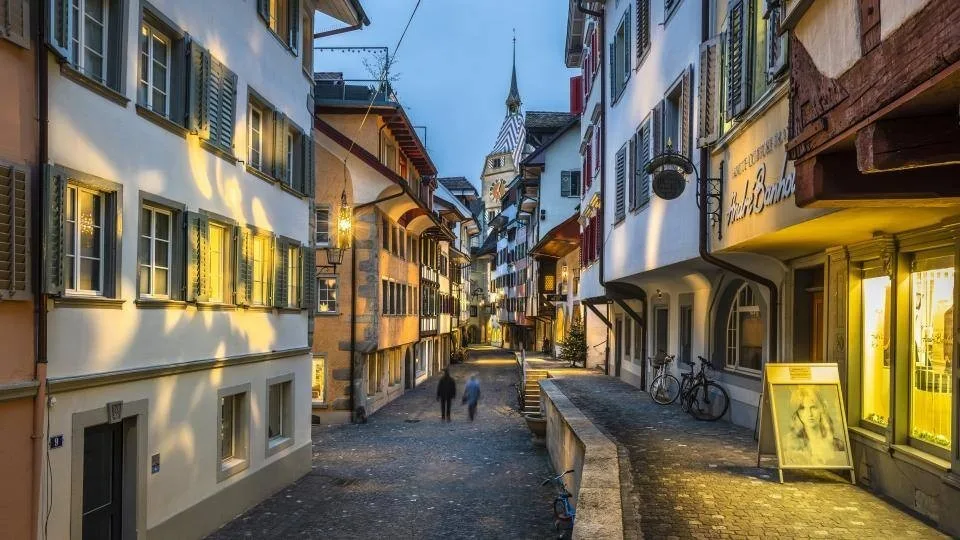 Steuern und Wohnsitz in Zug – Foto 2 von 20