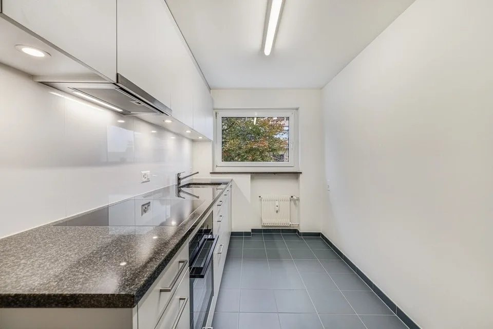 Attraktive, renovierte 3-Zimmer-Wohnung in Allschwil – Foto 2 von 6