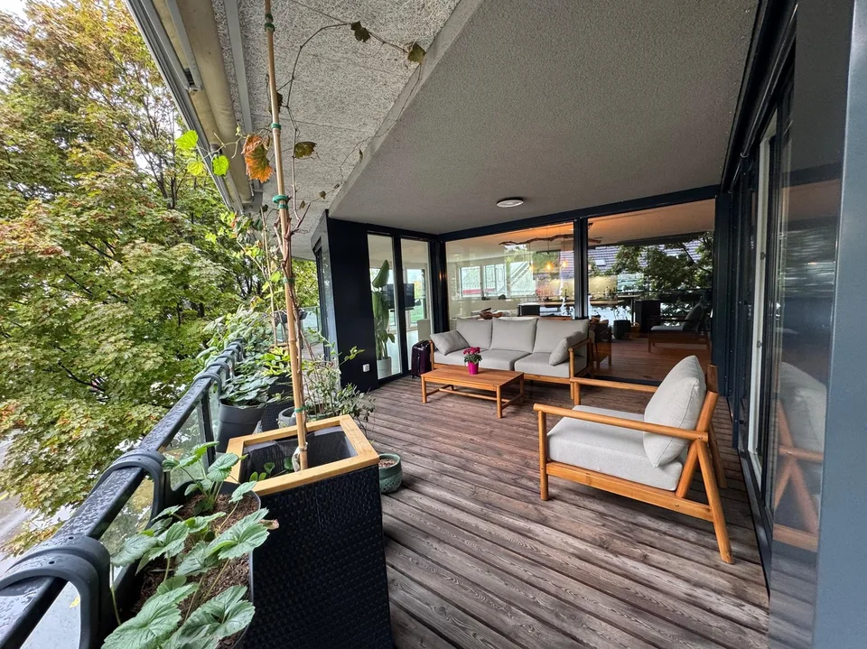 First Row am See mit Seeblick – möblierte 2.5 Zimmer Wohnung – 17 min mit ÖV zum Züri HB – Foto 10 von 20