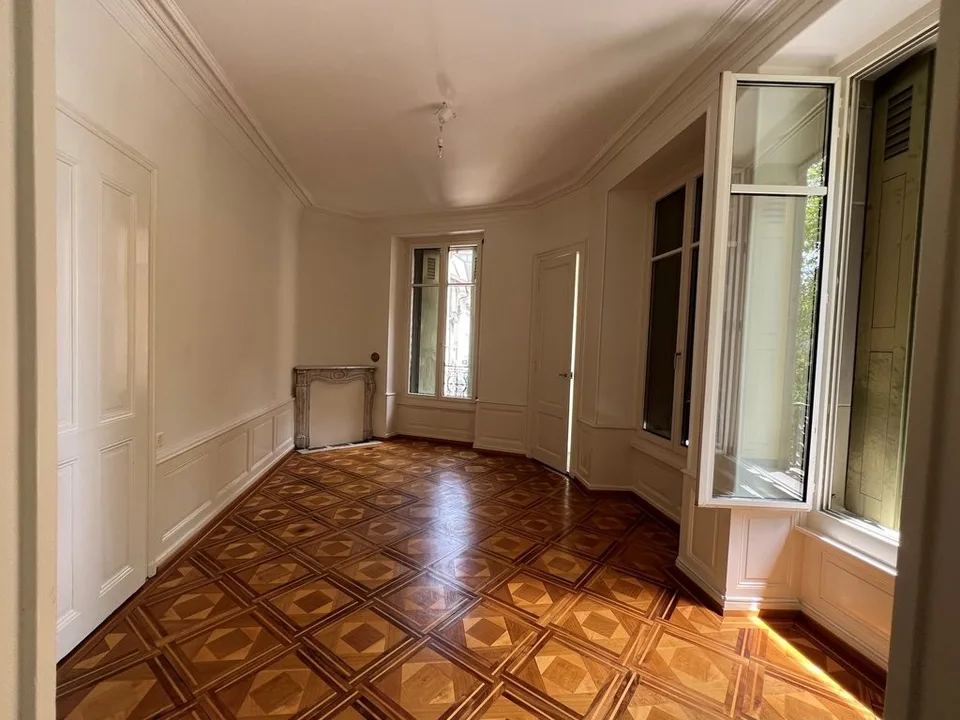 Magnifique et spacieux 3,5 pièces au coeur de Lausanne – Foto 5 von 9