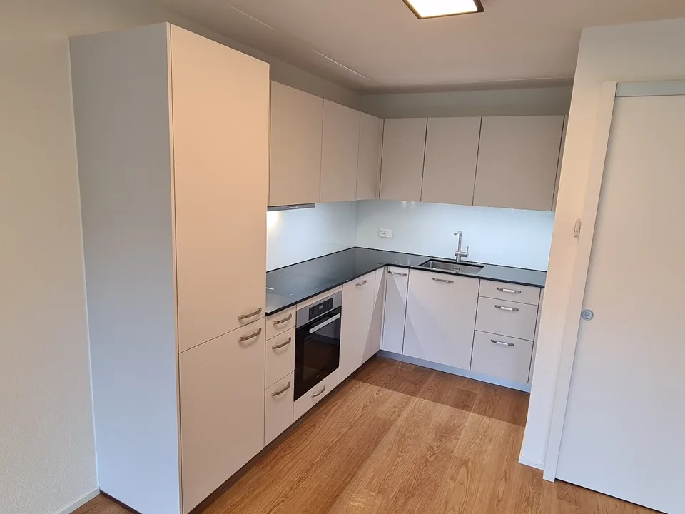 2.5 Zimmerwohnung möbiliert – Foto 3 von 10