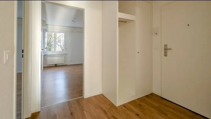 3 1/2 Zimmer Wohnung 8134 Adliswil – Foto 2 von 11