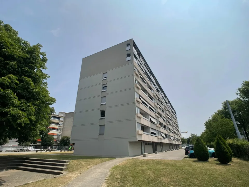 Appartement de 2.5 pièces à Meyrin – photo 2 of 3
